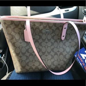 Coach shoulder hand bag